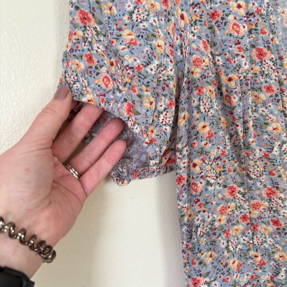 American Eagle Outfitters | Floral Romper | Size S - Picture 8 of 11